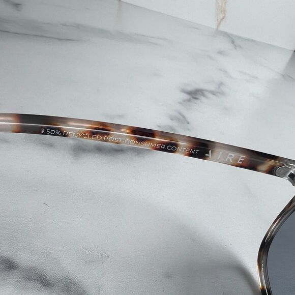 Aire Monoceros Aviator Sunglasses Cookie Tortoise Frame Smoke Tint Lens - Picture 8 of 9